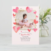 ハートフレーム写真誕生日招待状 招待状 (スタンド正面)