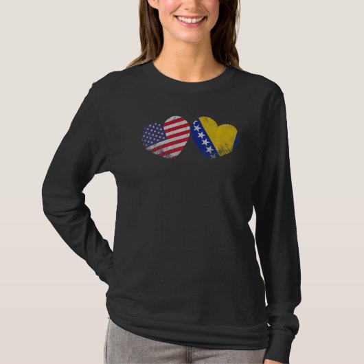 ハートボスニア・アメリカ国旗の愛国心のある家族のヘリット Tシャツ (正面)
