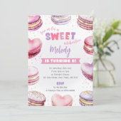 ハートマカロン誕生日招待状スイーツお祝い 招待状 (スタンド正面)