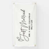 ハートモダンたった今結婚しましたカーバナー 横断幕 (縦)