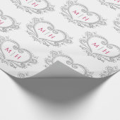 ハートモノグラム銀ベリーレッド結婚ホワイト ラッピングペーパー (角)