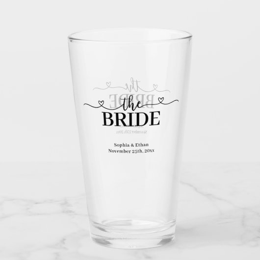 ハート入りファンシーな筆記体で"Bride"と書かれたデザイン ウェディング タンブラーグラス (正面)