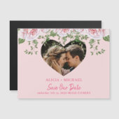 ハート写真ピンクのバラの結婚式の日付を保存 マグネット招待状 (正面/裏面)
