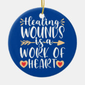ハート創傷看護RNの治気に療作業 セラミックオーナメント (正面)
