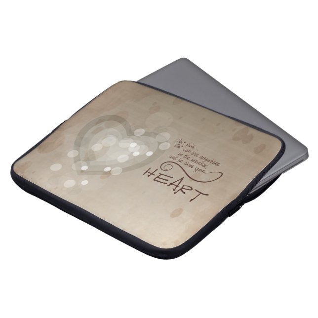 ハート勇気付けられるグランジ、 ラップトップスリーブ (正面上部)