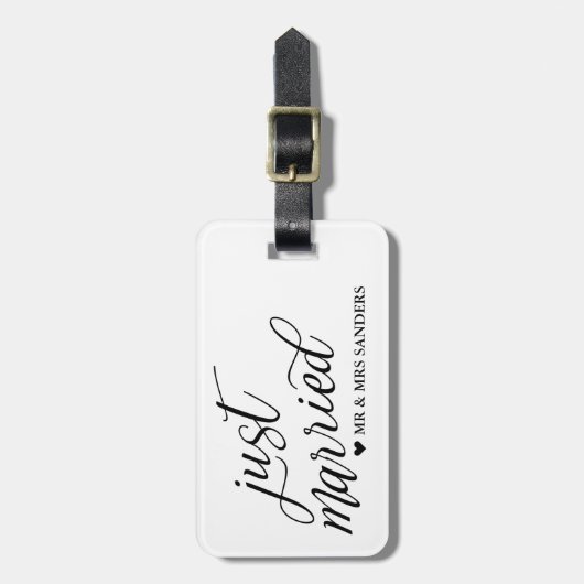 ハート及び渦巻形のな原稿のたった今結婚しました ラゲッジタグ (正面縦)