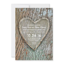 ハート型にくりぬかれた木のウェディング　インビテーション　ラスティックカントリー