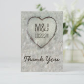 ハート型に彫られた樺の木の結婚式のお礼カード サンキューカード (スタンド正面)