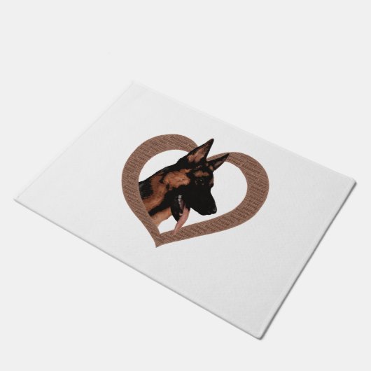 ハート型のワードアートを持つドイツの羊飼い ドアマット (アングル)