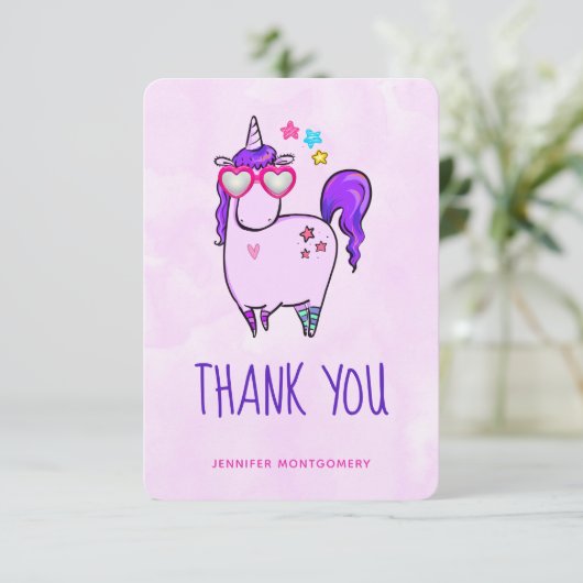 ハート型の眼鏡のかわいいユニコーン サンキューカード (スタンド正面)