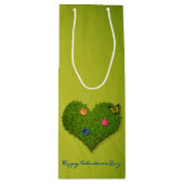 ハート型の芝生の花と蝶 ワインギフトバッグ (正面)