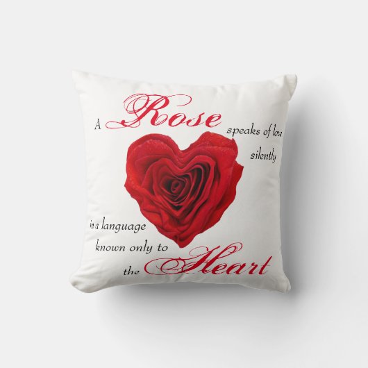ハート型の赤いバラ クッション (正面)