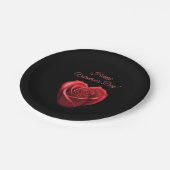 ハート型の赤いバラ – バレンタインの日 –  ペーパープレート (アングル)