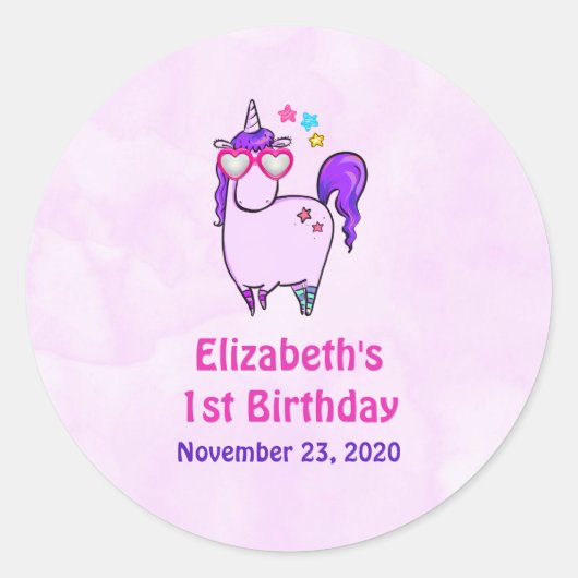 ハート型メガネのかわいいユニコーン誕生日 ラウンドシール (正面)