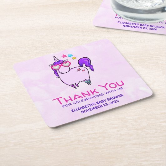 ハート型メガネのかわいいユニコーン赤ちゃんシャワー スクエアペーパーコースター (アングル)