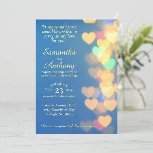 ハート白熱［赤熱］光を放つオンブルーエレガントウェディング招待状 招待状 (スタンド正面)