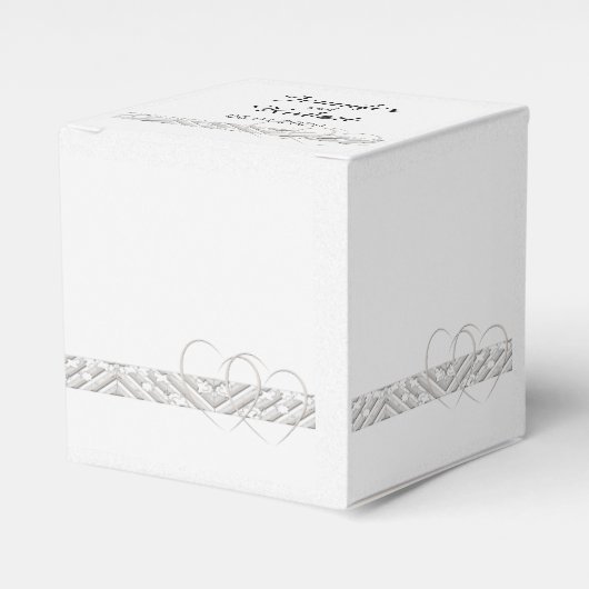 ハート絡みフローラ縁ど結婚式の引き出物ボックス フェイバーボックス (正面サイド)