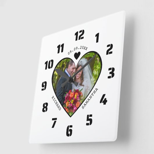 ハート記念白黒写真結婚 スクエア壁時計 (傾斜)