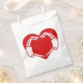 ハート骨格柄ゴシックバレンタイン フェイバーバッグ (クリップ留めされた状態)