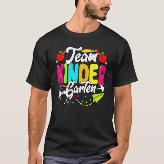 ハート レインボー チーム 幼稚園 最終登校日 Tシャツ (正面)