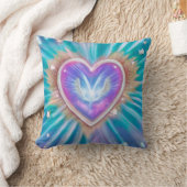 ハート（内側に翼を持つ） クッション (ブランケット)