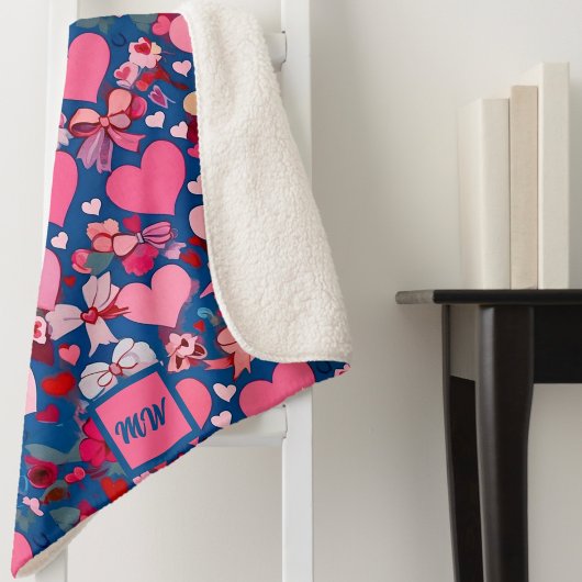 ハート，弓，フローラアクセント，パステルモノグラム シェルパブランケット