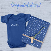 ハート – 濃い青の背景に淡い青 ラッピングペーパーシート