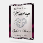 ハート、紫のリボンと輝きの歓迎 アクリルサイン (傾斜)