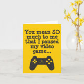 ハードコアゲーマーが折り畳んだグリーティングカードからのユーモア カード (黄色い花)