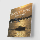 ハーバーボートシーン後半夕べ太陽の背後の雲 スクエア壁時計 (傾斜)