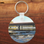 ハーパーズフィールドカバーブリッジアシュタブラカウンティオハイオ キーホルダー (正面)