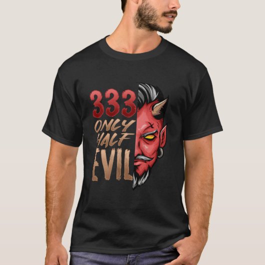 ハーフだけ悪魔 ハロウィン お化けの顔 333 Tシャツ (正面)