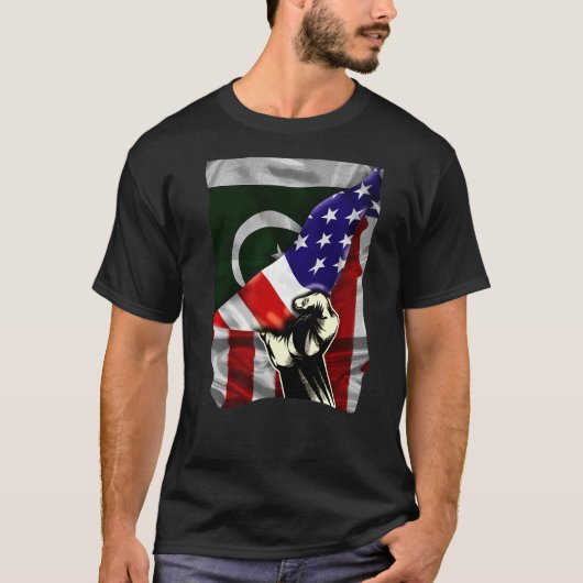 ハーフアメリカ国旗パキスタンのルーツ米国国旗のパキスト Tシャツ (正面)