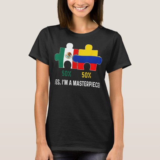 ハーフコロンビアハーフメキシコ国旗の地図DNA Mexico Co Tシャツ (正面)