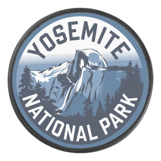 ハーフドームヨセミテラウンドエンブレム アイスホッケーパック (正面)