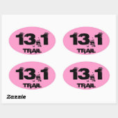 ハーフマラソン13.1トレイルオーバルデカールブラックonピンク 楕円形シール (シート)