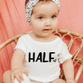 ハーフミニマミニマルリストハートハーフ誕生日 ベビーTシャツ