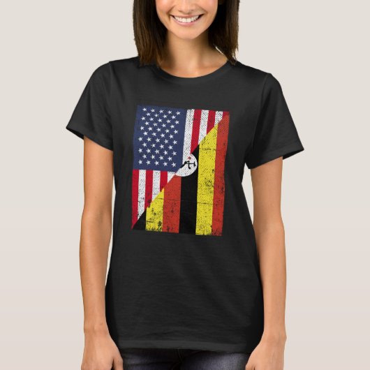 ハーフ米国国旗ハーフ・ウガンダ国旗アメリカ・ウガンダ Tシャツ (正面)