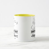 ハープを楽しむ人に気を取られる不思議な猫 マグカップ (中央)