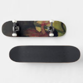 ハープを演奏しているムーサ スケートボード (横)