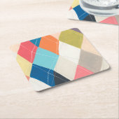 ハーレクインホスコッチ – パタアーガイルーン スクエアペーパーコースター (アングル)