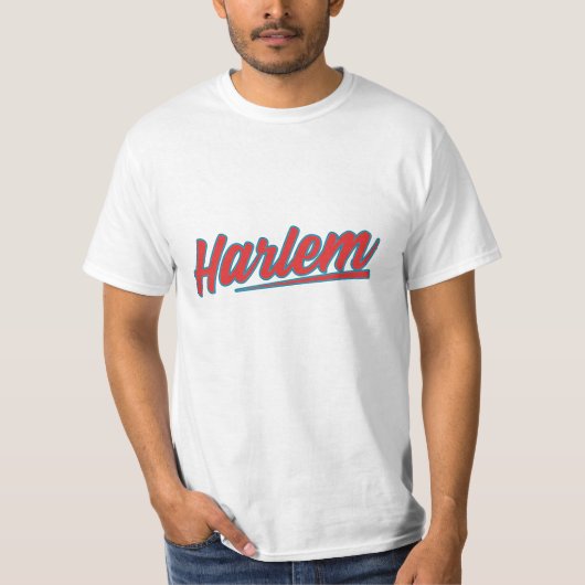 ハーレムレッドタイポグラフィ Tシャツ (正面)