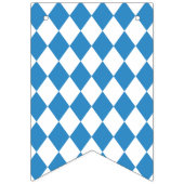 バイエルンの幾何学的パターンオクトーバーフェスト。 バンティングフラッグ (第2の旗)