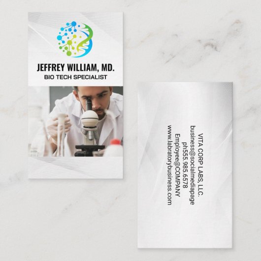 バイオテクノロジーのロゴ | 研究室で研究する科学者 名刺 (正面/裏面)