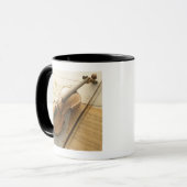 バイオリンおよび楽譜 マグカップ (正面左)