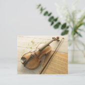 バイオリンと楽譜 ポストカード (スタンド正面)