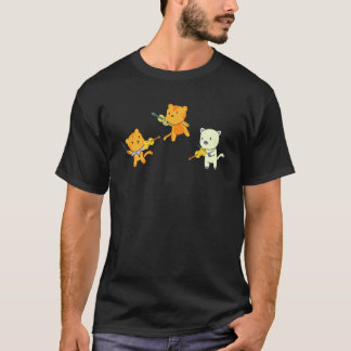 バイオリン チェロを演奏する猫 バイオリニスト チェロ奏者 Tシャツ