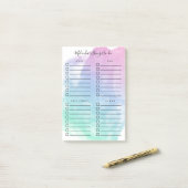 バイオレットティール（緑がかった色）の水彩洗浄の整理された作業 ポストイット (デスク上)