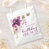 バイオレットマゼンタパープルフローラバースデーパーティーブランチ フェイバーバッグ (クリップ留めされた状態)