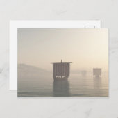 バイキングが霧の中で長い船 ポストカード (正面/裏面)